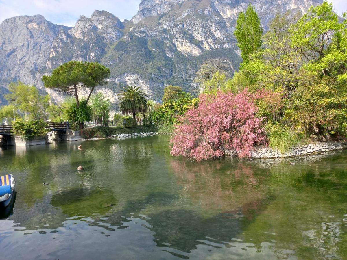 Riva Del Garda Apartment Bagian luar foto